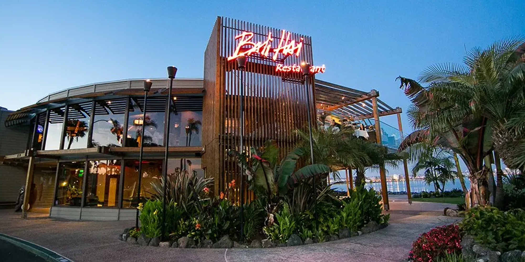 Where-to-Eat-in-San-Diego’s-Point-Loma-Neighborhood-article